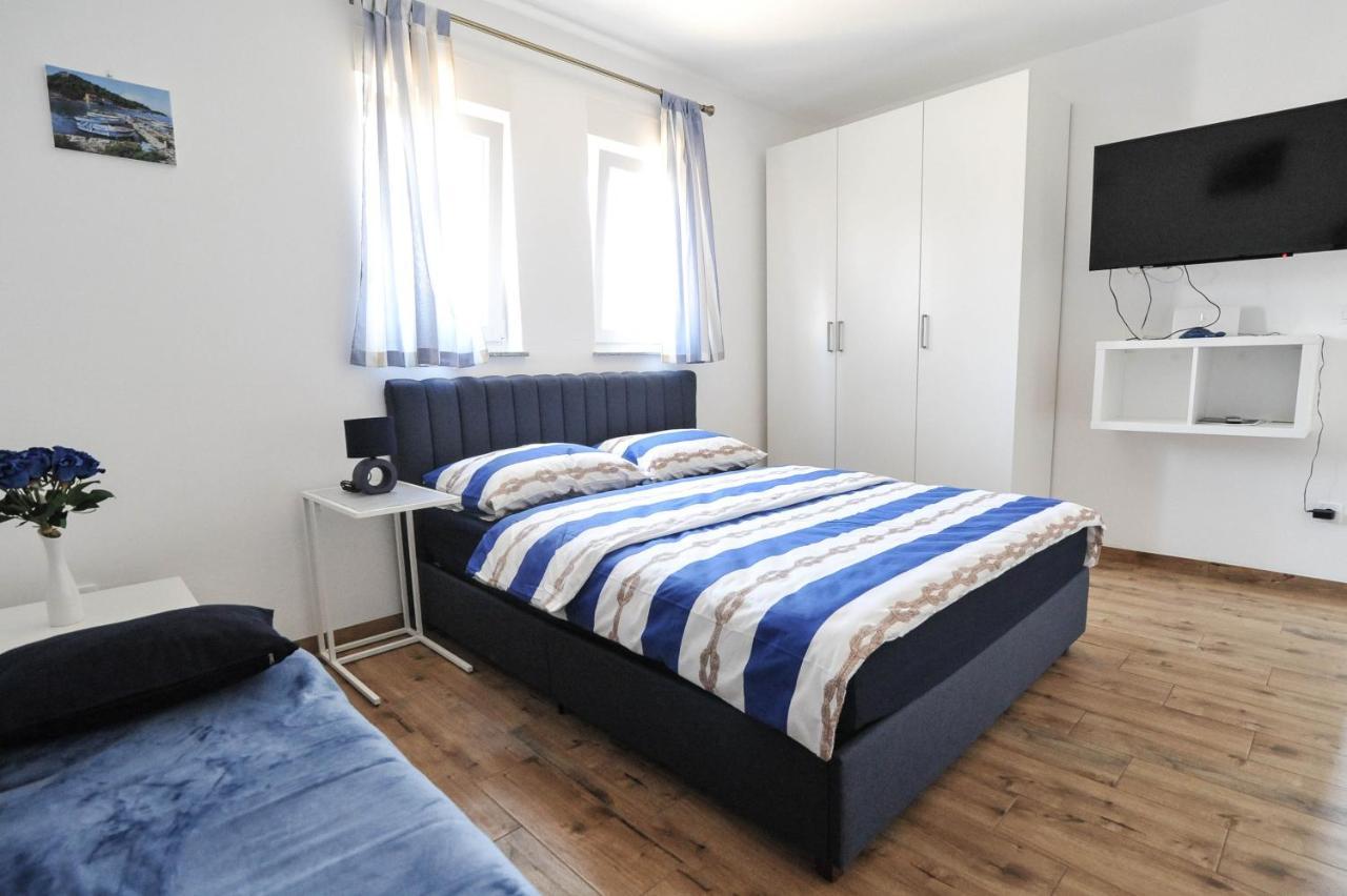Apartmani Rebecca Вир Екстериор снимка
