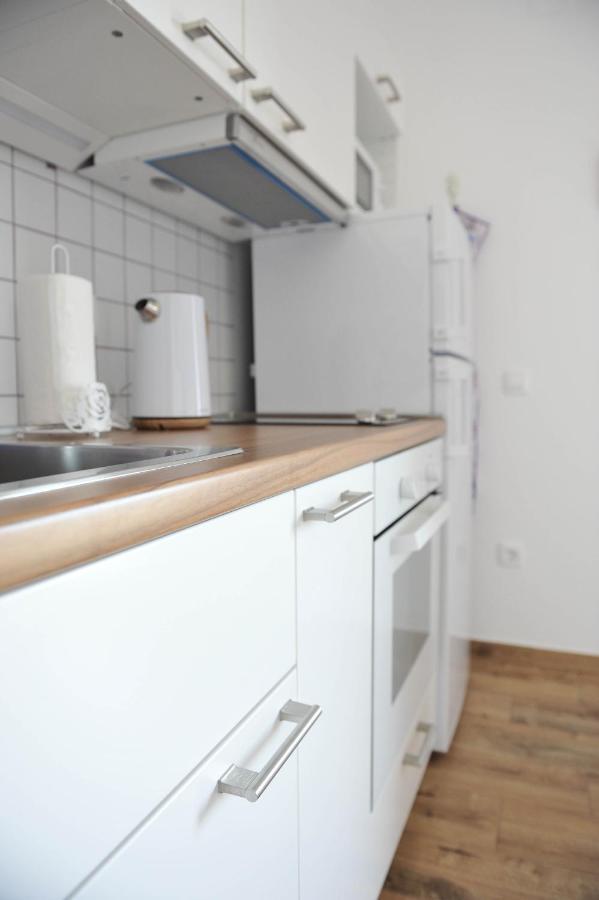 Apartmani Rebecca Вир Екстериор снимка