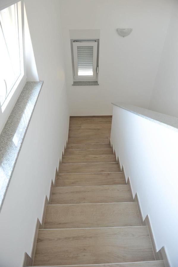 Apartmani Rebecca Вир Екстериор снимка